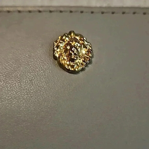 Anne Klein Taupe Wallet with Giraffe Print Lining And Multiple Pockets OS - Picture 2 of 11